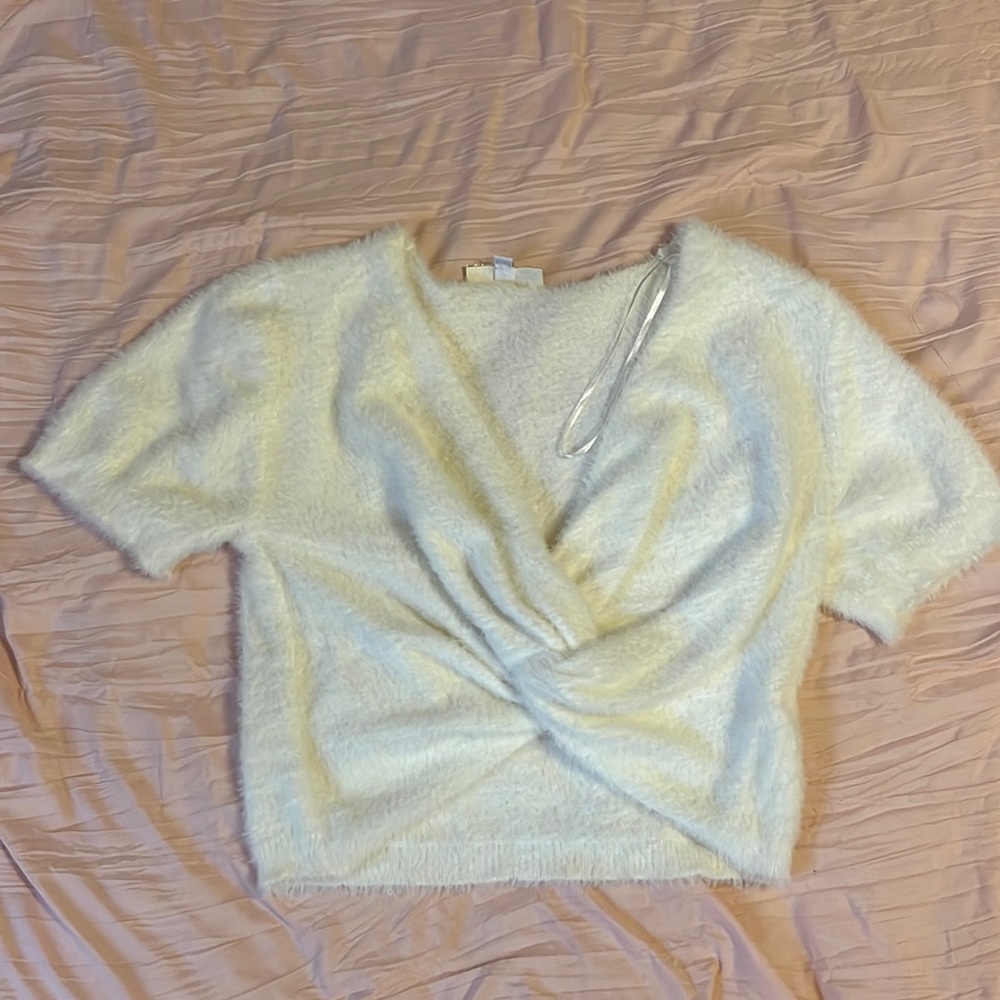 Soft wool going out top